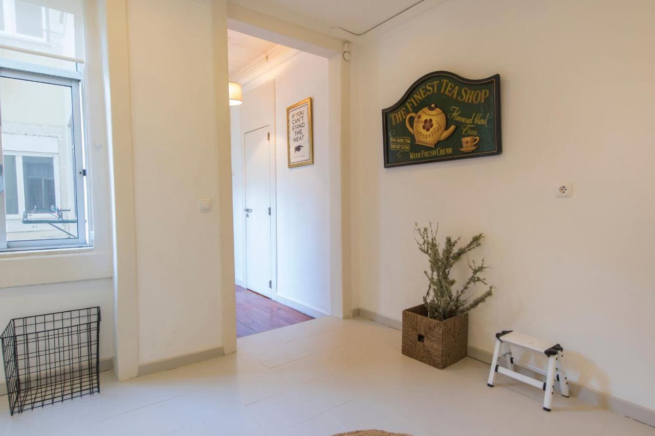 Lovelystay - Chiado 2 Bedroom Charm! Lisboa Dış mekan fotoğraf